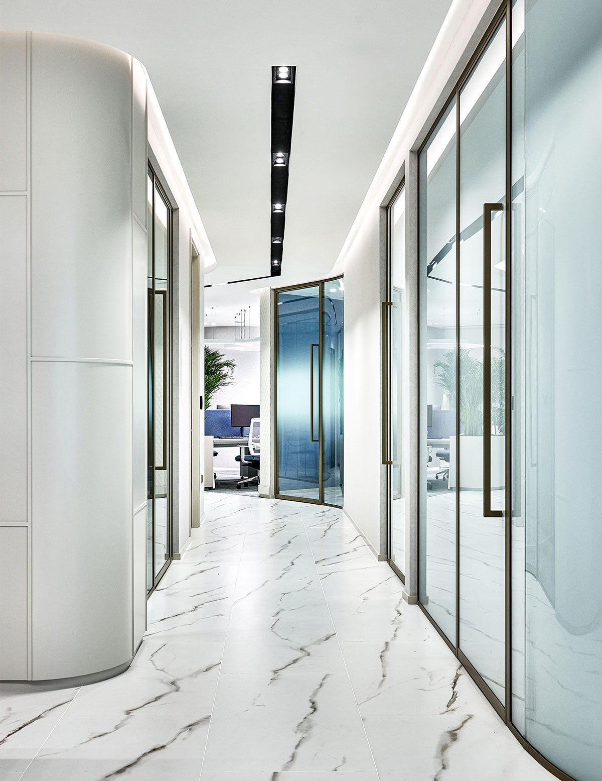 INBUSINESS/ILC - OFFICE FITOUT